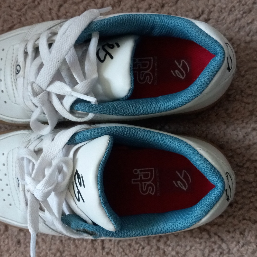 eS skate shoes size 5.5 - Picture 6 of 6